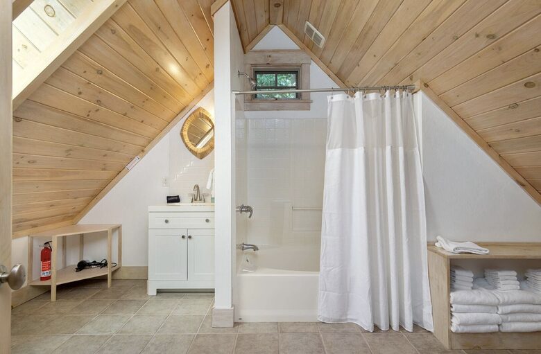 Jack and Jill shared bathroom on top floor