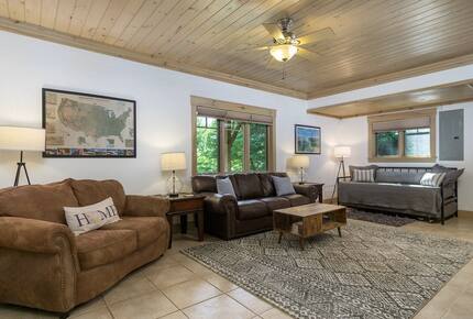 Twin Trundle bed in downstair’s den