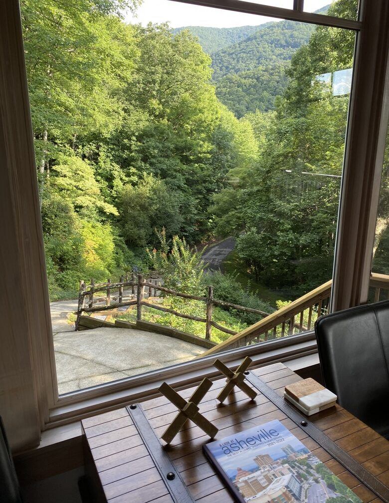 Carolina Blue Mountain Escape Near Asheville - Black Mountain, North Carolina