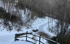 Winter- only snows about 2-3 times a year