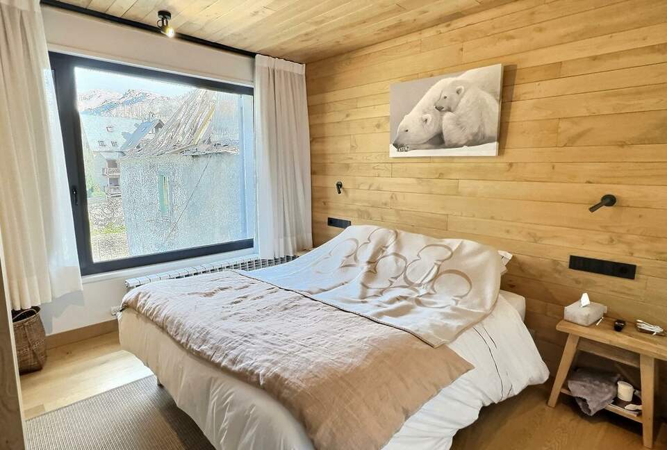 Elegant Mountain Apartment in the Val d’Aran - Naut Aran, Spain
