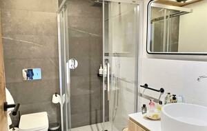 Elegant Mountain Apartment in the Val d’Aran - Naut Aran, Spain