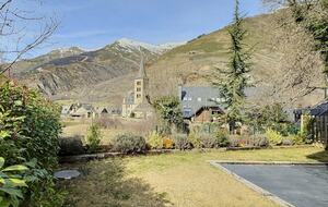 Elegant Mountain Apartment in the Val d’Aran - Naut Aran, Spain