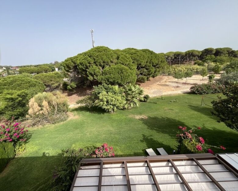Contemporary Apartment Framed by Lush Gardens - El Puerto de Santa María, Spain