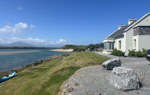Waterfront Retreat - Ardfert, Ireland
