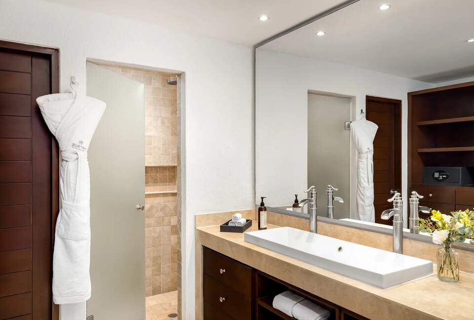 Casa del Mar - Two Bedroom Villa - Col. Cabo Real, Mexico