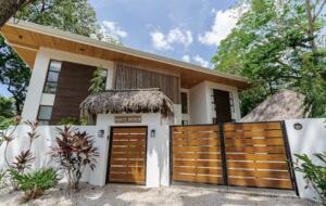 Casa Howler (Howler Villas) 200m from beach - Santa Cruz Canton, Costa Rica
