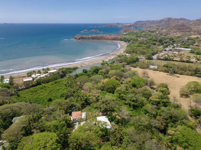 Casa Howler (Howler Villas) 200m from beach - Santa Cruz Canton, Costa Rica