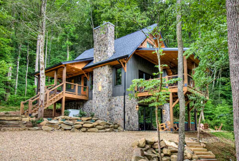 Lindsey Creek Hideaway - Sevierville, Tennessee