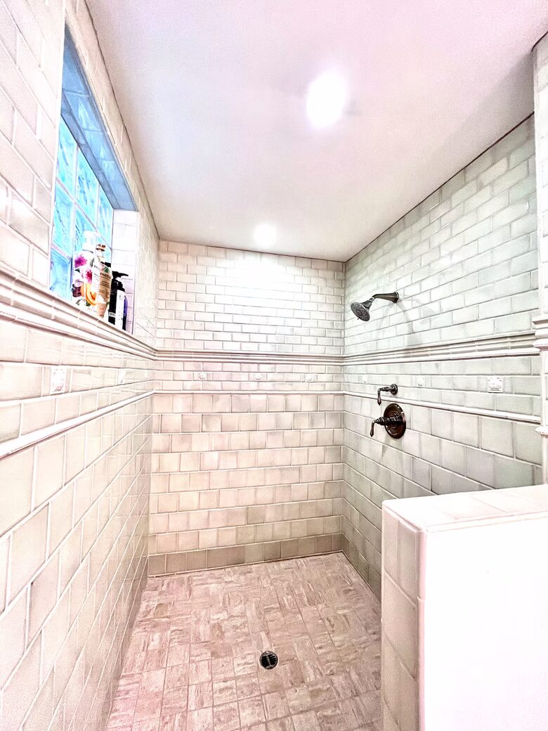 Light Filled Carmel Hideaway | Short Walk to Downtown and the Beach - Carmel, California