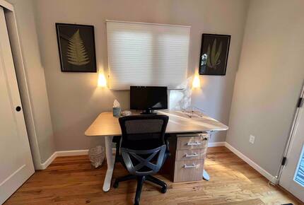 Light Filled Carmel Hideaway | Short Walk to Downtown and the Beach - Carmel, California