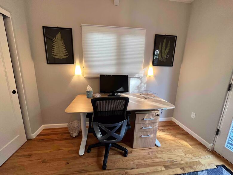 Light Filled Carmel Hideaway | Short Walk to Downtown and the Beach - Carmel, California