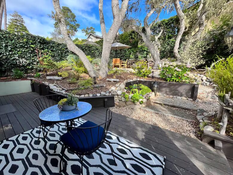 Light Filled Carmel Hideaway | Short Walk to Downtown and the Beach - Carmel, California