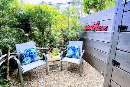 Light Filled Carmel Hideaway | Short Walk to Downtown and the Beach - Carmel, California