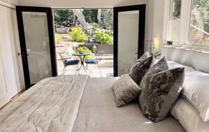 Light Filled Carmel Hideaway | Short Walk to Downtown and the Beach - Carmel, California