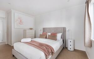 Relaxed Coastal Getaway Near Golden Sands Village - Pāpāmoa, New Zealand