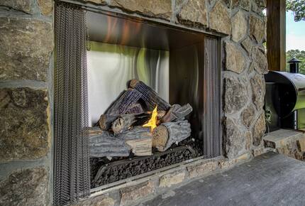 Lindsey Creek Hideaway - Sevierville, Tennessee