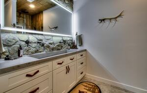 Lindsey Creek Hideaway - Sevierville, Tennessee