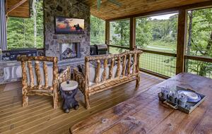 Lindsey Creek Hideaway - Sevierville, Tennessee