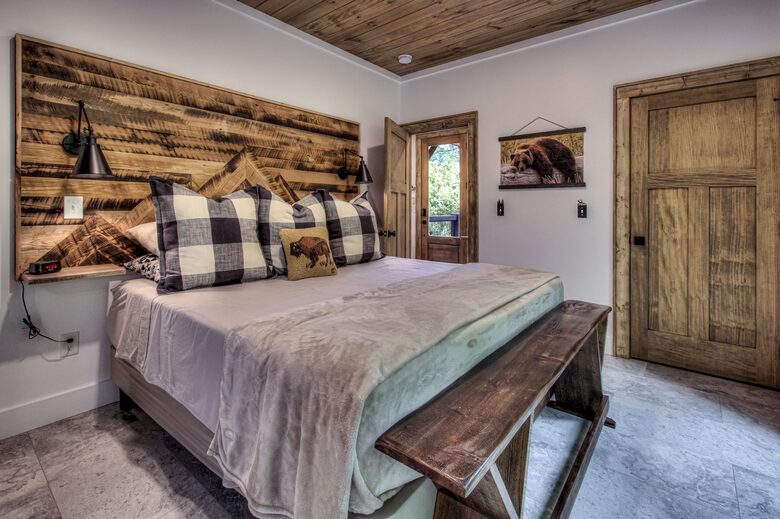 Lindsey Creek Hideaway - Sevierville, Tennessee