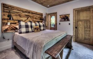 Lindsey Creek Hideaway - Sevierville, Tennessee