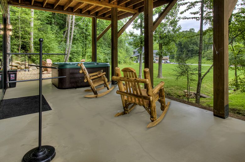 Lindsey Creek Hideaway - Sevierville, Tennessee
