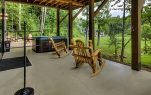 Lindsey Creek Hideaway - Sevierville, Tennessee