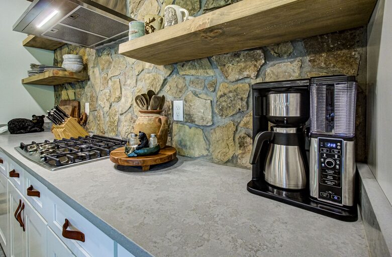 Lindsey Creek Hideaway - Sevierville, Tennessee