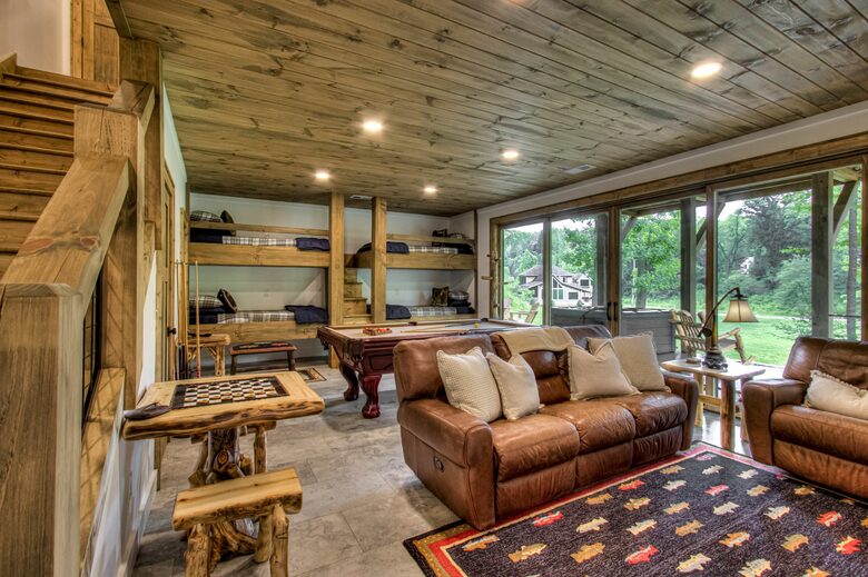 Lindsey Creek Hideaway - Sevierville, Tennessee