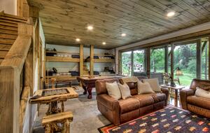 Lindsey Creek Hideaway - Sevierville, Tennessee