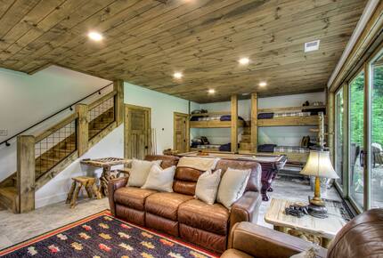 Lindsey Creek Hideaway - Sevierville, Tennessee