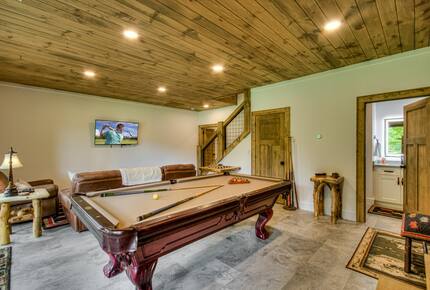 Lindsey Creek Hideaway - Sevierville, Tennessee