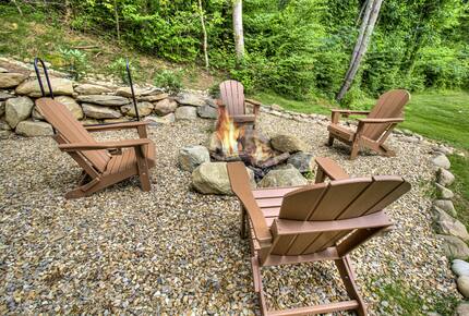 Lindsey Creek Hideaway - Sevierville, Tennessee