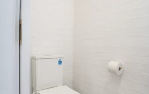 Modern Glass Walled Countryside Sanctuary in Rural Victoria - Bullengarook, Australia