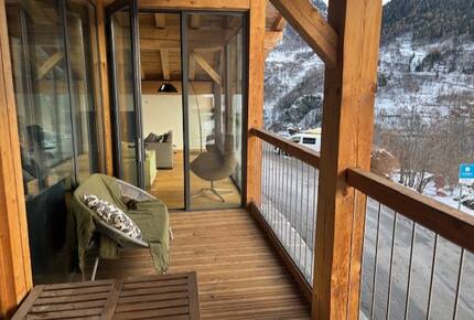 Refined Alpine Chalet with Panoramic Mountain Views - Villaroger, France