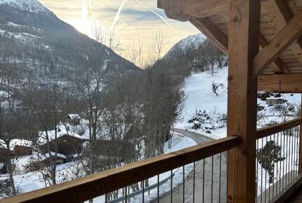 Refined Alpine Chalet with Panoramic Mountain Views - Villaroger, France