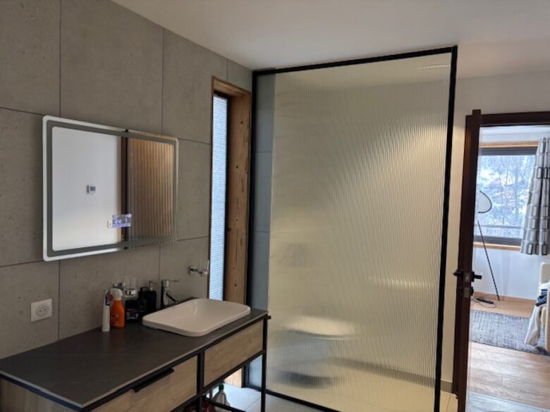 Refined Alpine Chalet with Panoramic Mountain Views - Villaroger, France