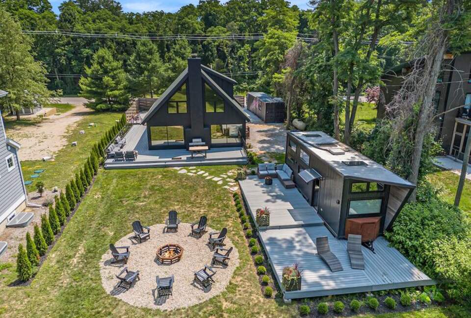 Lake Michigan Escape Between South Haven & Saugatuck - South Haven, Michigan