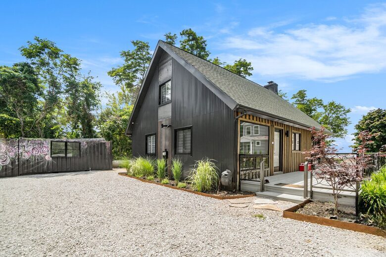 Lake Michigan Escape Between South Haven & Saugatuck - South Haven, Michigan
