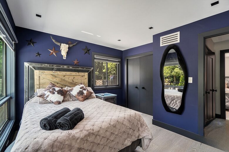 Lake Michigan Escape Between South Haven & Saugatuck - South Haven, Michigan