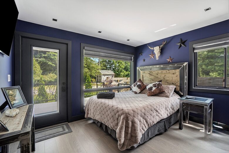 Lake Michigan Escape Between South Haven & Saugatuck - South Haven, Michigan