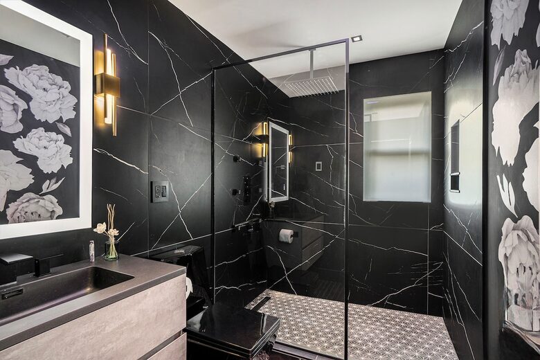 Lake Michigan Escape Between South Haven & Saugatuck - South Haven, Michigan