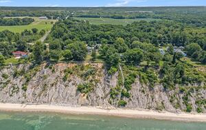 Lake Michigan Escape Between South Haven & Saugatuck - South Haven, Michigan