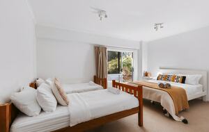 Relaxed Coastal Getaway Near Golden Sands Village - Pāpāmoa, New Zealand