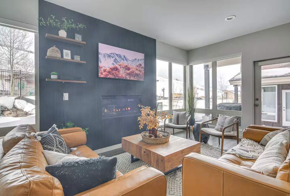 Modern Granby Ranch Getaway With Mountain Views - Granby, Colorado