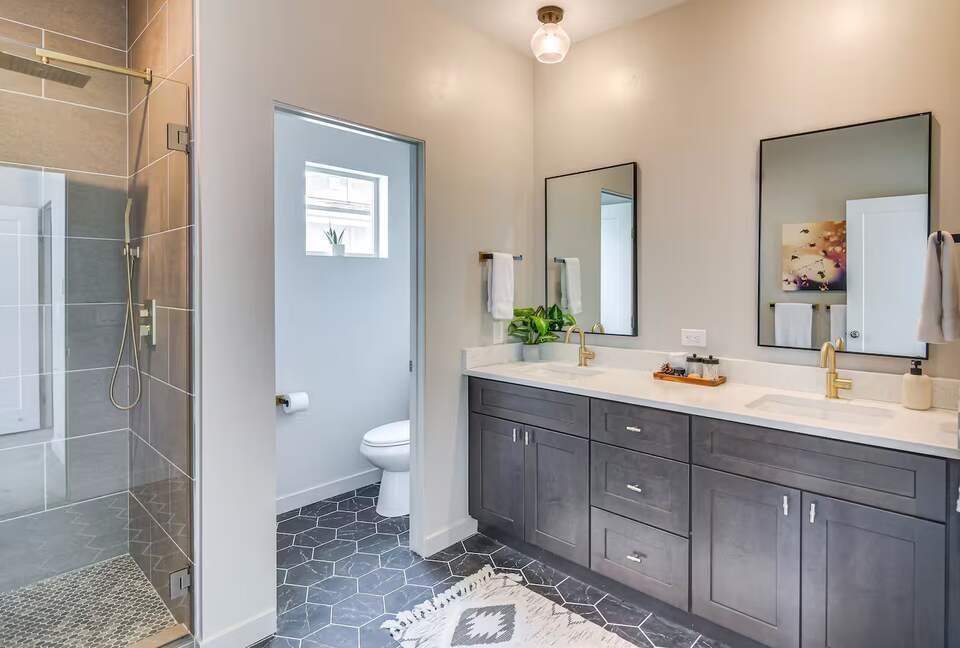 Modern Granby Ranch Getaway With Mountain Views - Granby, Colorado