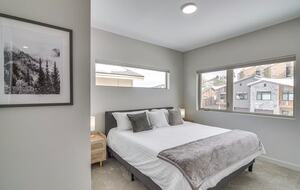 Modern Granby Ranch Getaway With Mountain Views - Granby, Colorado