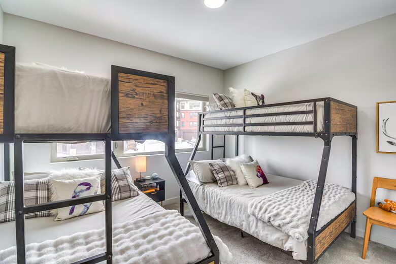 Modern Granby Ranch Getaway With Mountain Views - Granby, Colorado