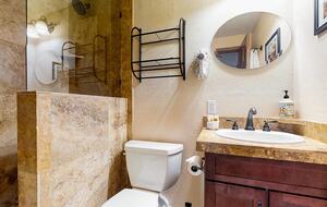 Steamboat Springs Cozy Escape Steps from the Gondola - Steamboat Springs, Colorado