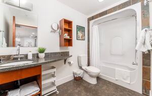 Rocky Mountain View Haven in Canmore - Canmore, Canada